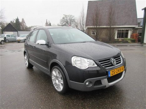 Volkswagen Polo - 1.4-16V Cross - 1