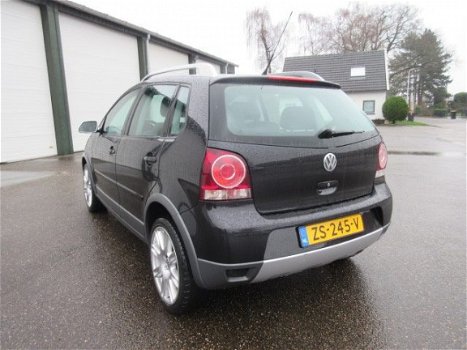 Volkswagen Polo - 1.4-16V Cross - 1