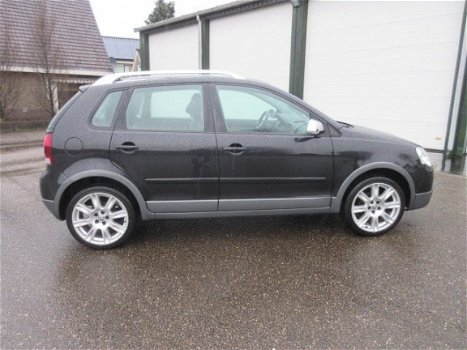 Volkswagen Polo - 1.4-16V Cross - 1