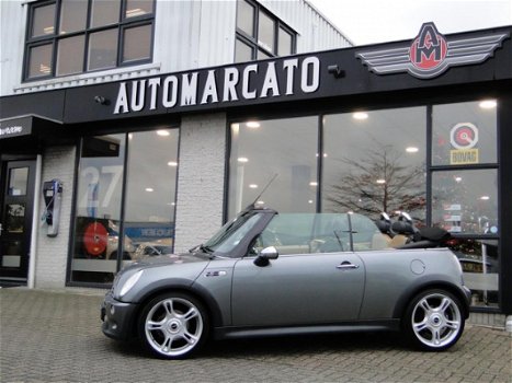 Mini Mini Cabrio - 1.6 Cooper S Chili Aut. | JCW Pakket | Xenon | Navi | Leder | 18 inch - 1