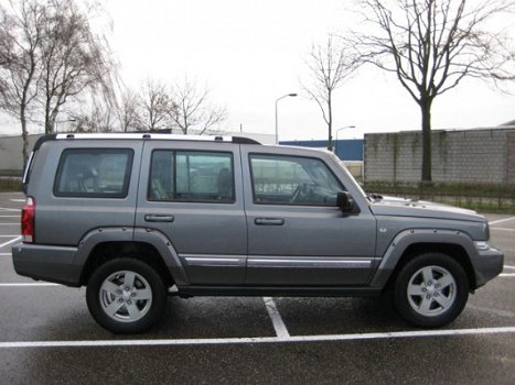 Jeep Commander - 3.0 V6 CRD Limited ful options - 1