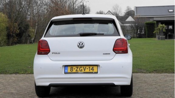 Volkswagen Polo - 1.4 TDI BlueMotion Navigatie parkeersensoren - 1