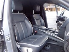 Mercedes-Benz M-klasse - 300 CDI BlueEFFICIENCY NL Auto Navi Leer 21 Inch Boekjes