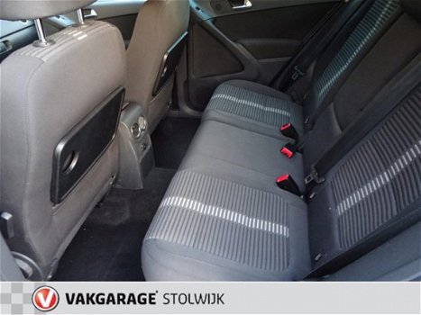 Volkswagen Tiguan - 1.4 TSI Sport&Style trekhaak, nav, camera - 1