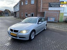 BMW 3-serie Touring - 318d Business Line Xenon Navi Mooie Auto