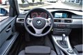 BMW 3-serie - 325i Dynamic Executive * dak / 142km / navi - 1 - Thumbnail