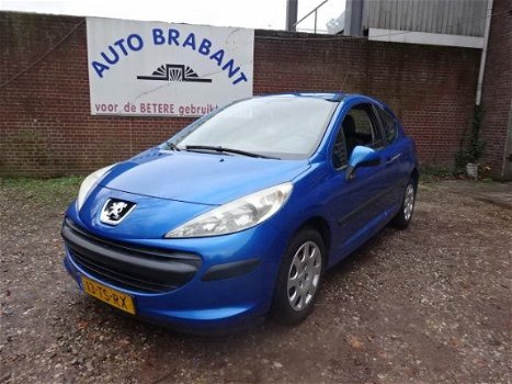 Peugeot 207 - 1.4-16V XR - 1