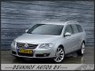 Volkswagen Passat Variant - 1.9 TDI Comfortline BlueMotion Navi trekhaak Sportvelgen - 1 - Thumbnail