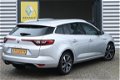 Renault Mégane Estate - TCe 130 Bose 8´7INCH R-LINK|CAMERA - 1 - Thumbnail