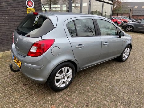 Opel Corsa - 1.2-16V COSMO - 1