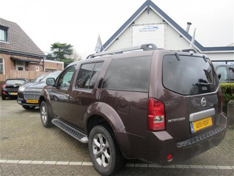 Nissan Pathfinder - 2.5 dCi LE Premium schuifdak/4x4 export only - 1