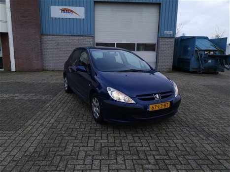 Peugeot 307 - 1.6 16V 2002 5drs clima nette auto - 1