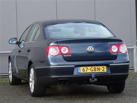 Volkswagen Passat - 1.8 TFSI Comfortline NAVIGATIE KEURIGE AUTO (bj2008) - 1