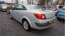 Renault Mégane coupé cabriolet - 2.0-16V Privilège Luxe airco cruisct zeer goed onderhouden 147dkm e