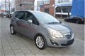 Opel Meriva - 1.4 Turbo Design Edition Navigatie I Airco I Sport velgen I Trekhaak I Dealer onderhou - 1 - Thumbnail