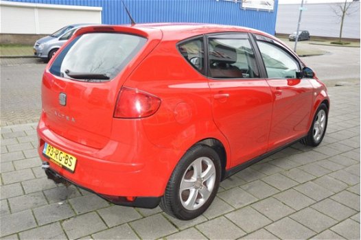 Seat Altea - 1.9 TDI Stylance 5Drs I Airco I Sport velgen I Trekhaak I Dealer onderhouden - 1