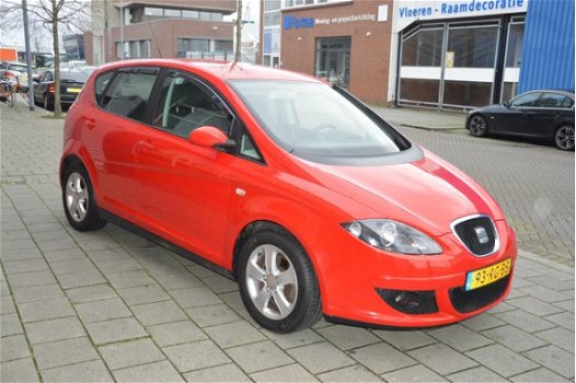 Seat Altea - 1.9 TDI Stylance 5Drs I Airco I Sport velgen I Trekhaak I Dealer onderhouden - 1