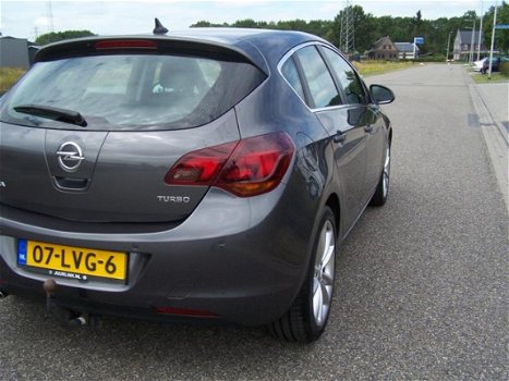 Opel Astra - 1.4 Turbo Cosmo / zeer mooi - 1