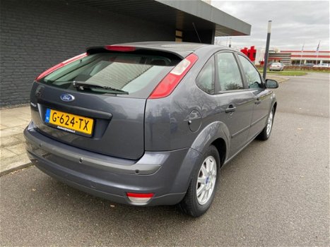 Ford Focus - 1.6-16V Ambiente Dealeronderhouden - 1