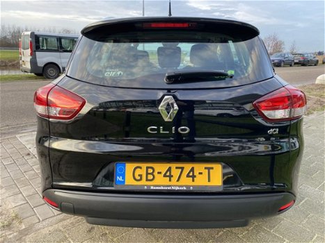 Renault Clio Estate - 1.5 dCi 90Pk ECO Expression Airco MediaNav 16