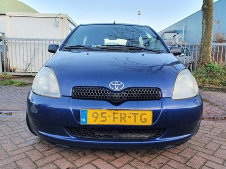 Toyota Yaris - 1.0-16V VVT-i Terra NAP APK 4/2020 - 1