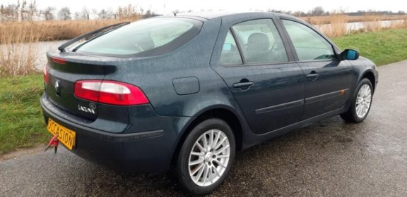 Renault Laguna - 1.6-16V Authentique - 1