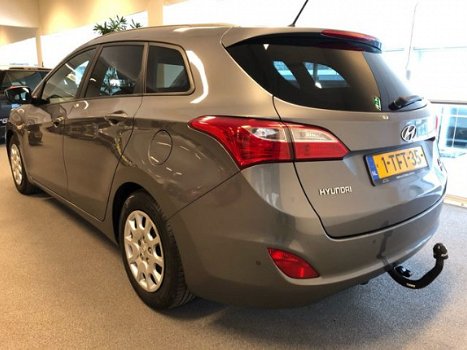 Hyundai i30 Wagon - 1.6 GDI i-Motion, Airco, Cruise - 1