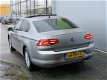 Volkswagen Passat - 1.6 TDI Highline Schuifdak LED koplampen Stoelverw Navi Clima PDC Bluetooth Crui - 1 - Thumbnail