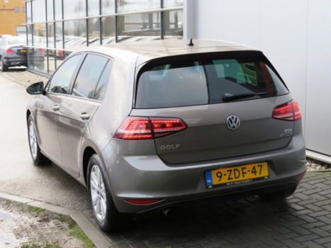 Volkswagen Golf - 1.6 TDI Highline BlueMotion Xenon LED Gr Navi Clima PDC Bluetooth Cruise - 1