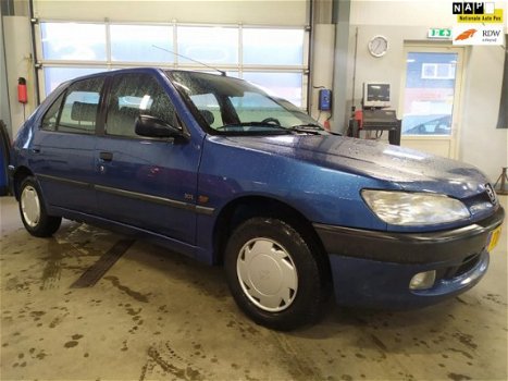 Peugeot 306 - 1.4 S nieuwe distr. riem- radio- lange APK- NAP - 1