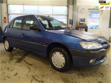 Peugeot 306 - 1.4 S nieuwe distr. riem- radio- lange APK- NAP