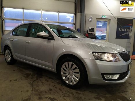 Skoda Octavia - 1.2 TSI Greentech Ambition - airco - cruise - PDC- va. 1e eig - 1