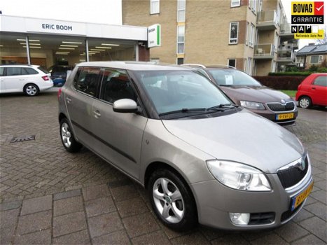 Skoda Fabia - 1.6-16V Sport AUTOMAAT 118dkm - 1