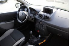 Renault Clio - 1.2 Special Line Navigatie/Airco