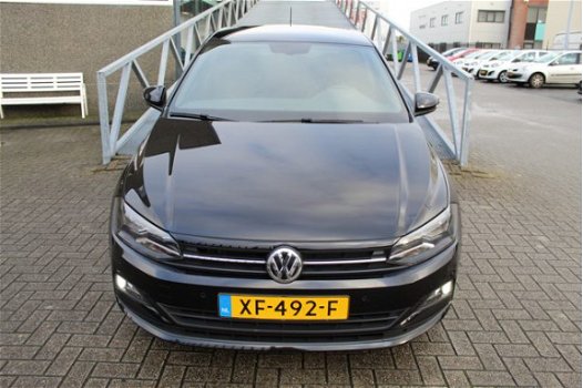 Volkswagen Polo - 1.0 TSI Comfortline Business Navigatie/Climate controle/Cruise controle adaptief/P - 1