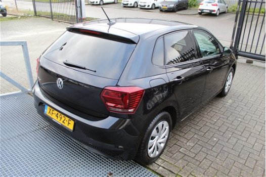 Volkswagen Polo - 1.0 TSI Comfortline Business Navigatie/Climate controle/Cruise controle adaptief/P - 1