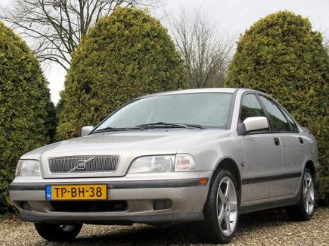 Volvo S40 - 1.8 Europa / Airco / Trekhaak - 1