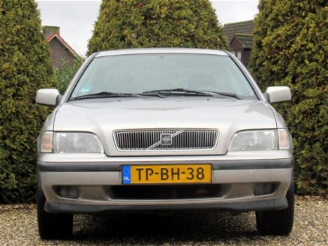 Volvo S40 - 1.8 Europa / Airco / Trekhaak - 1