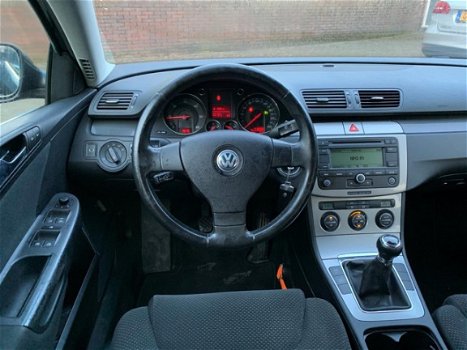 Volkswagen Passat Variant - 2.0 TDI Comfortline Zondag's open - 1