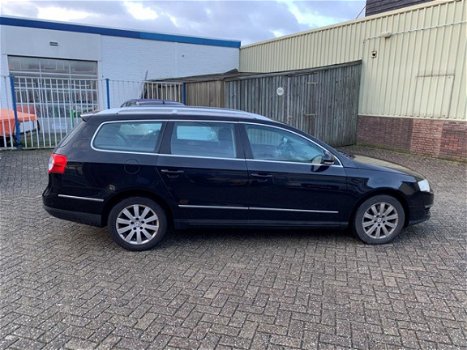 Volkswagen Passat Variant - 2.0 TDI Comfortline Zondag's open - 1