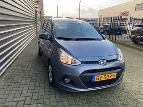 Hyundai i10 - 1.0i i-Motion Comf. Airco cruise - 1