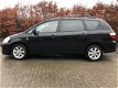 Toyota Avensis Verso - 2.0 D-4D Linea Sol 7-P [ technisch goed 100% Dealerond.] ] - 1 - Thumbnail