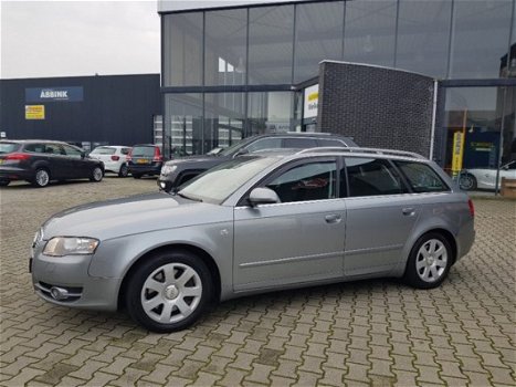 Audi A4 - 2.0 TFSI 200PK Quattro Pro-line [ xenon volledig onderhouden ] - 1