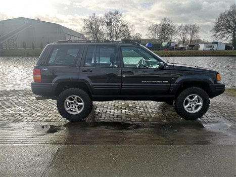 Jeep Grand Cherokee - Grand-cherokee 5.9I V8 LX - 1