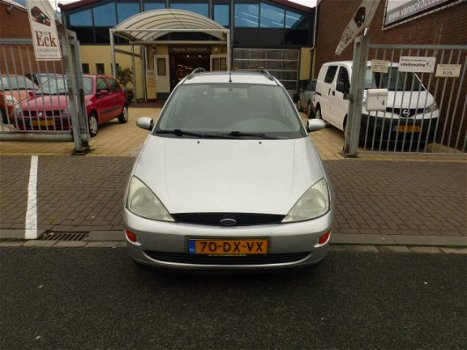 Ford Focus Wagon - 1.6-16V Trend - 1