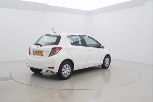 Toyota Yaris - 1.0 VVT-i Now 5drs - 1