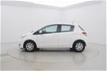 Toyota Yaris - 1.0 VVT-i Now 5drs - 1 - Thumbnail