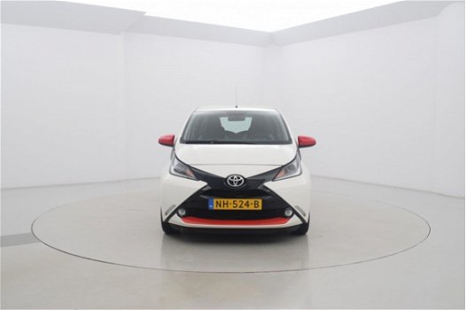 Toyota Aygo - 1.0 VVT-i x-play Red Edition 5drs - 1