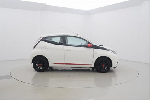 Toyota Aygo - 1.0 VVT-i x-play Red Edition 5drs - 1