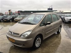 Citroën Xsara Picasso - 1.8i-16V Exclusive